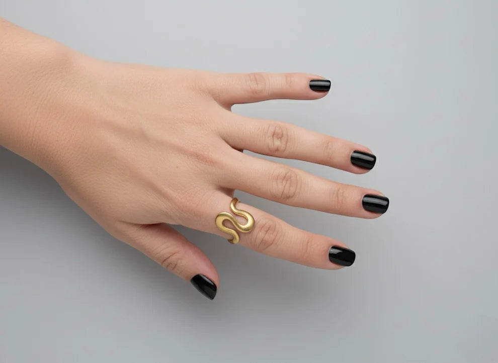 Bague Asymétrique Dorée Ajustable – Design Moderne | ZARIS PARIS